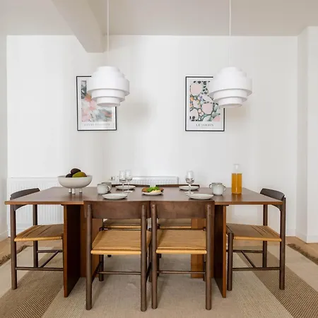 Stylish In Cph Apartment